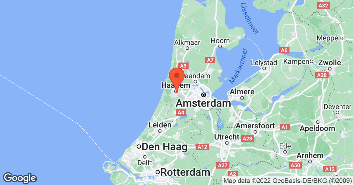 Groen bewegend licht in de lucht