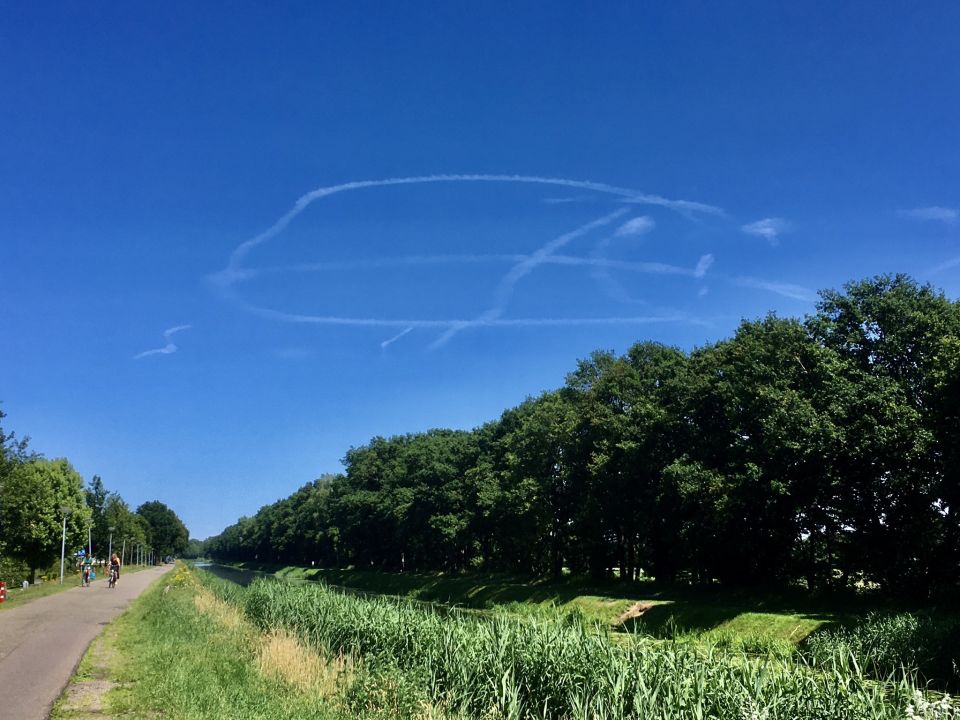 Tekening in de lucht foto