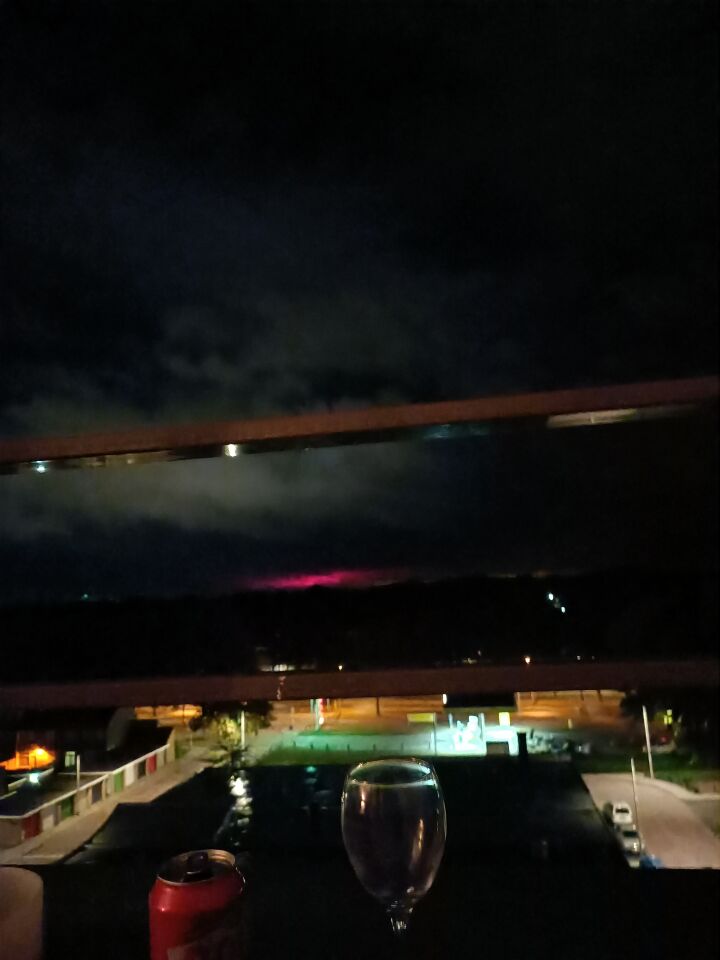 Rood licht/wolk foto
