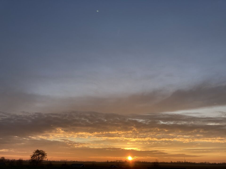 Schittering in de lucht. foto