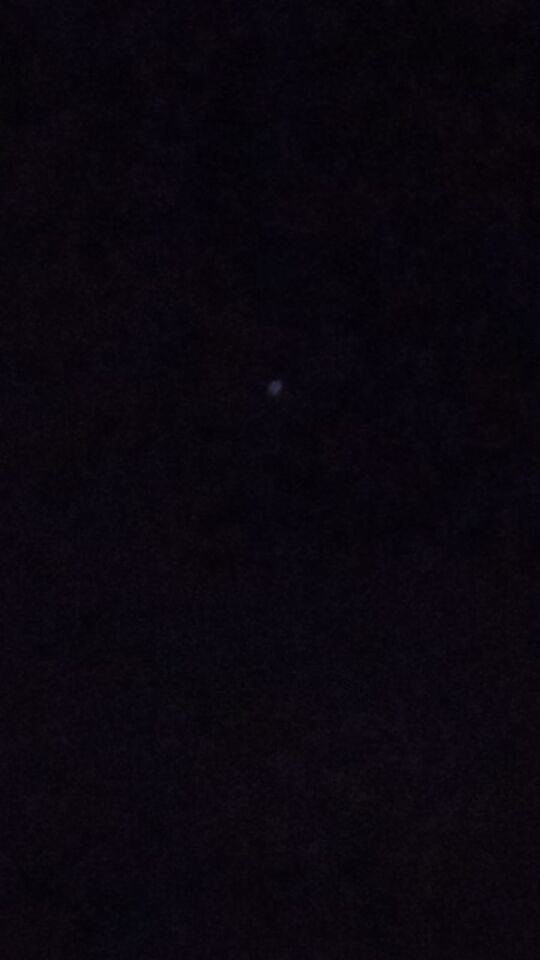 Stilstaand knipperend bol foto