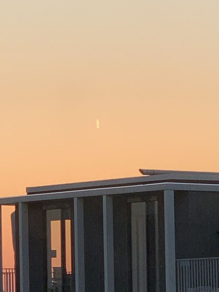 Stilstaand lichtgevend ovaal (centrum van ovaal niet lichtgevend) foto