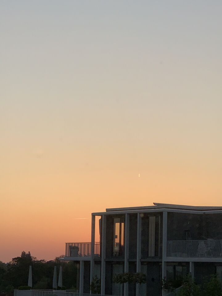 Stilstaand lichtgevend ovaal (centrum van ovaal niet lichtgevend) foto