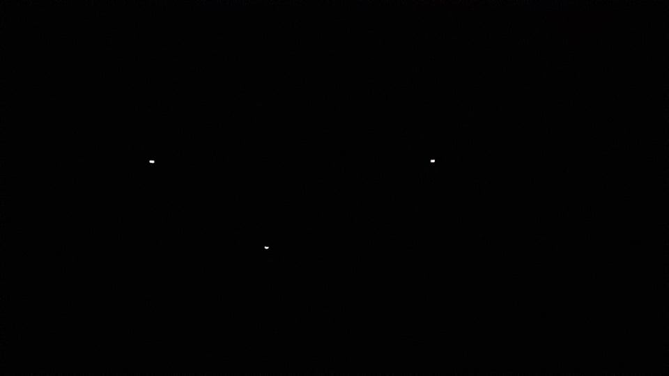 2 UFO's boven kerncentrale petten rond 01:00 s'nachts ze hangen er nu nog foto