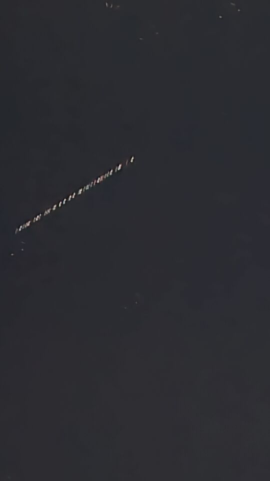 White lights on the sky foto