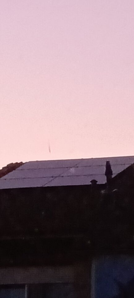 Iets leek op meteoor of vliegend object foto