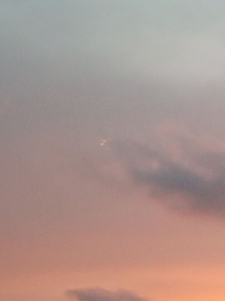 Soort draaiende wolk met licht flitsen foto