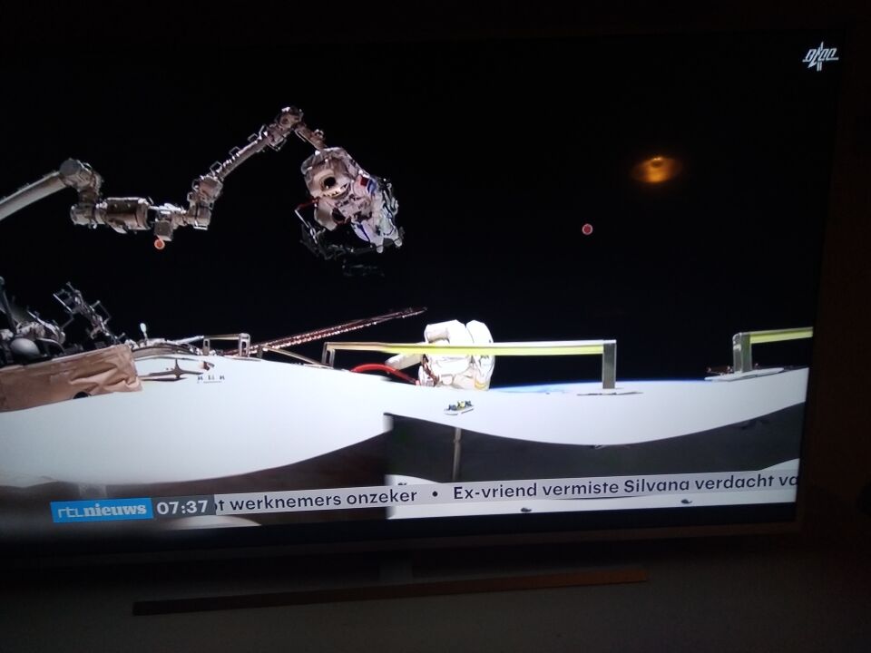 Orb/UFO op beelden Rtl4 nieuwd foto