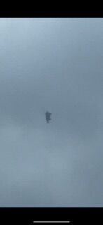 Raar object in de lucht foto