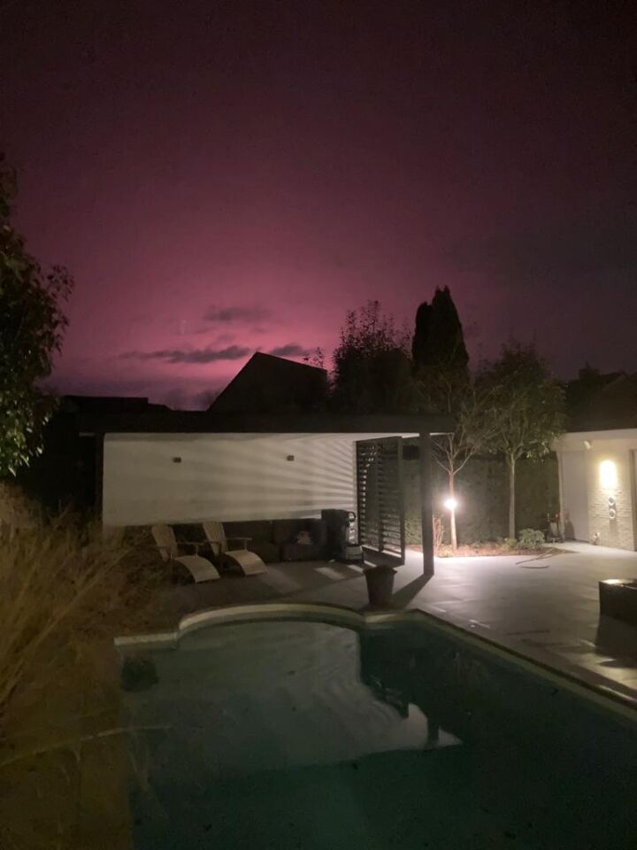 Roze kleurende lucht foto