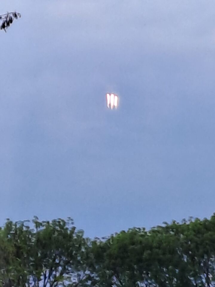 Lang werpige lichtgevende licht bundel foto
