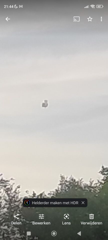 Metalen Vierkant dat vliegt foto