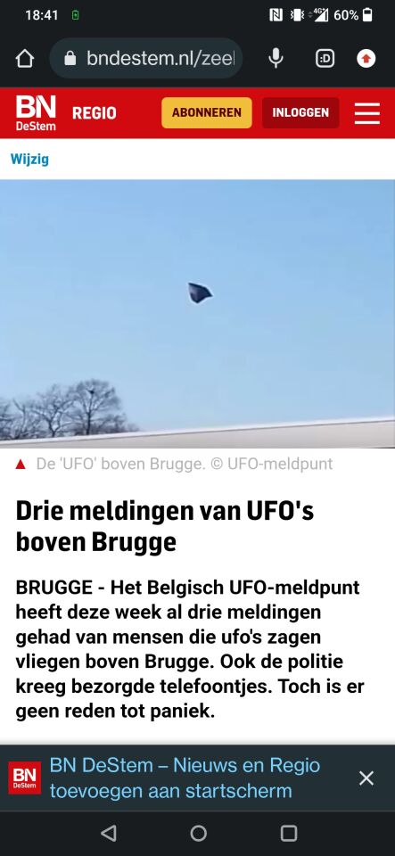 Zwart zwevend object naar Noord oostelijke richting foto