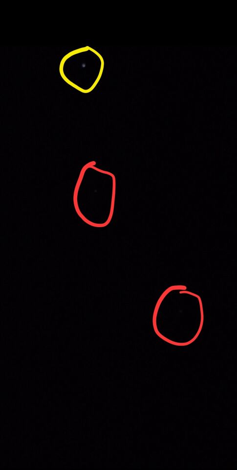 Meerdere lichtjes achter elkaar foto