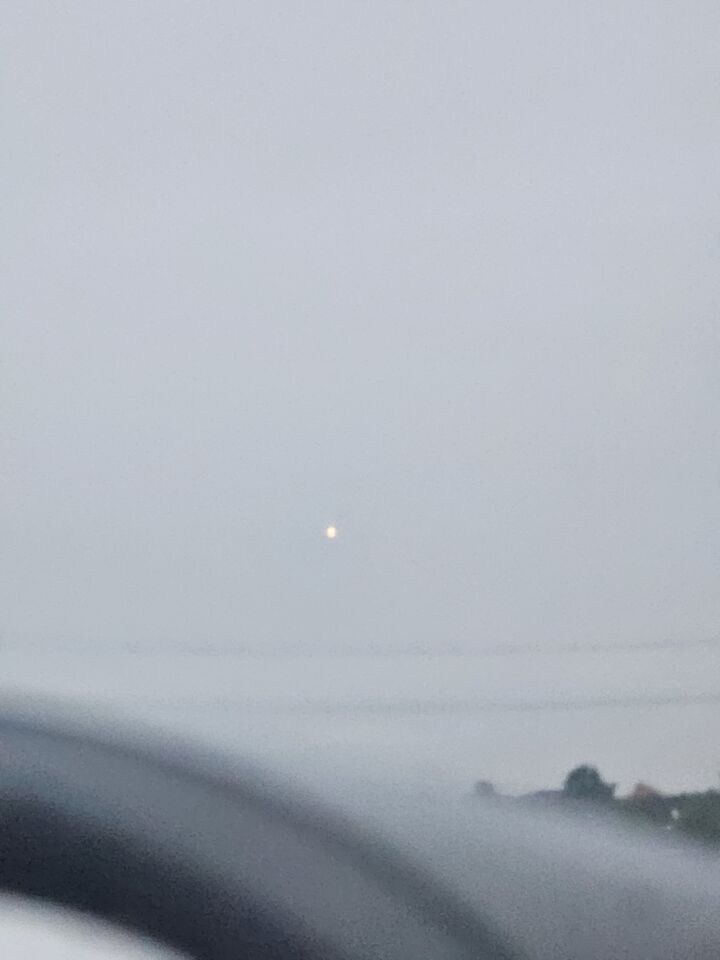 Geel / oranje lichtbol foto