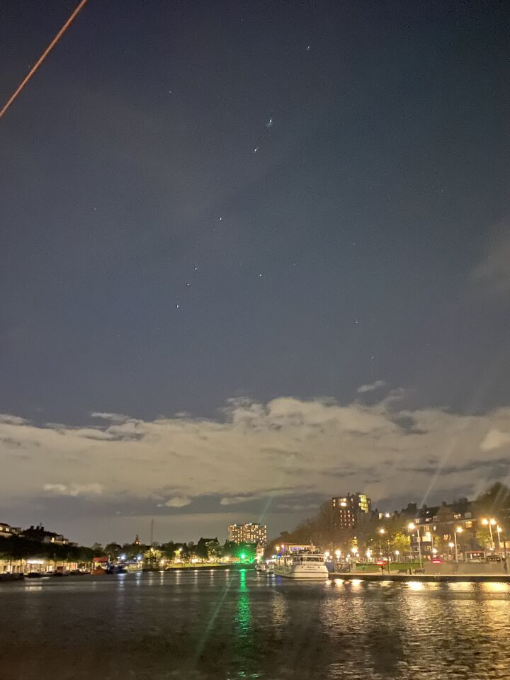 Row of lights moving foto