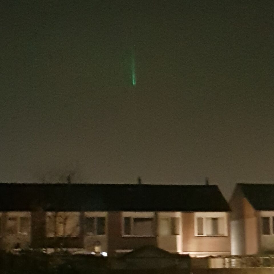 Groene korte lichtstraal foto