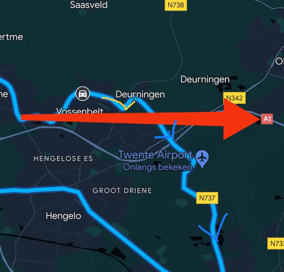 3 rode lichtbollen in een driehoekformatie foto