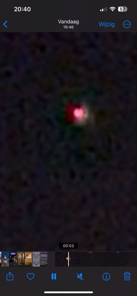 Groen rood licht wat toen wegschoot (beeldmateriaal) foto