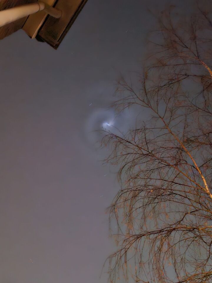 Gefixeerde witte draaikolk foto
