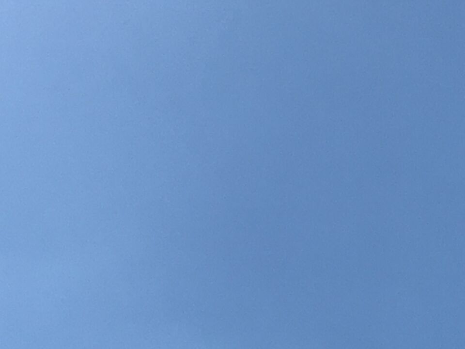 We konden minutenlang een felle bol volgen die van N naar Z ging foto