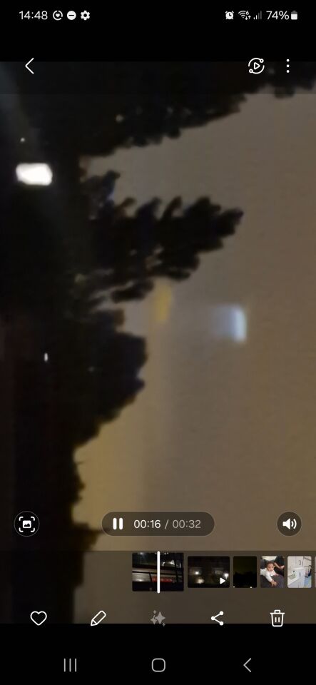 Lichte bol licht gespot in nederland. Ik sta nog verbaast.. Ik heb zelfs gefilmd foto