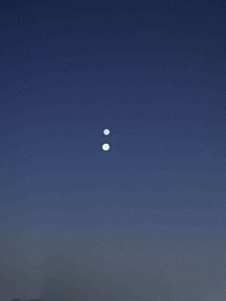 Felle helderwitte bollen foto