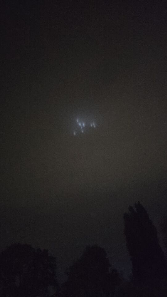 Meedere lichtpunten die lang stil stonden foto