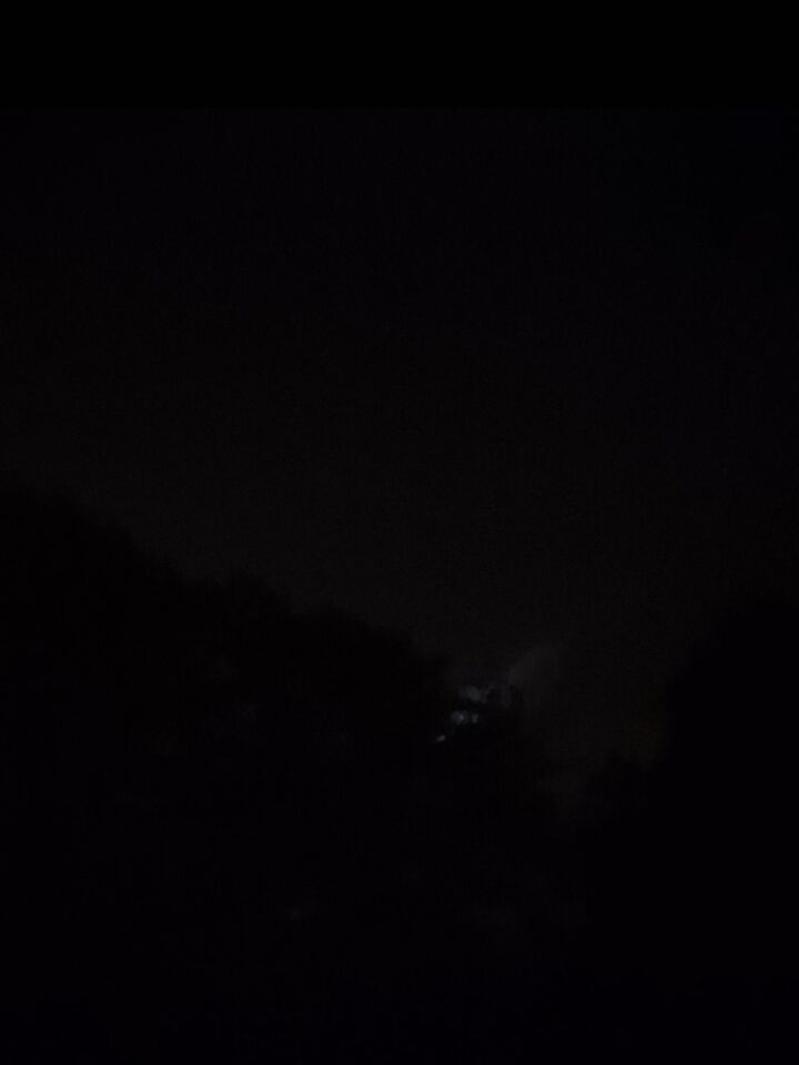 Lichtflitsen in patroon door de lucht foto