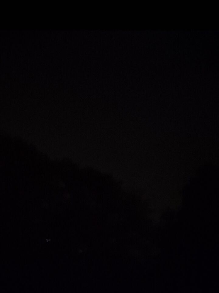 Lichtflitsen in patroon door de lucht foto