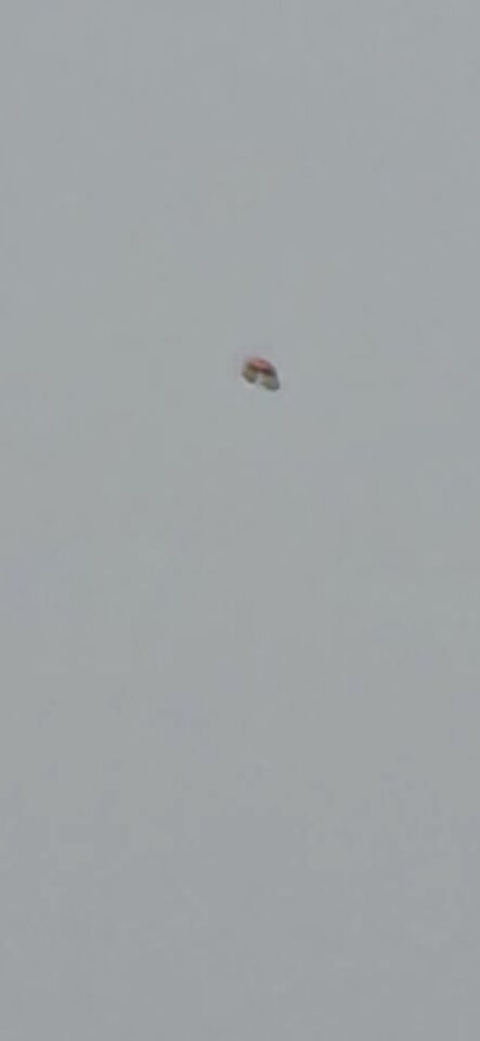 Bewegend object als boomerang of parachute foto