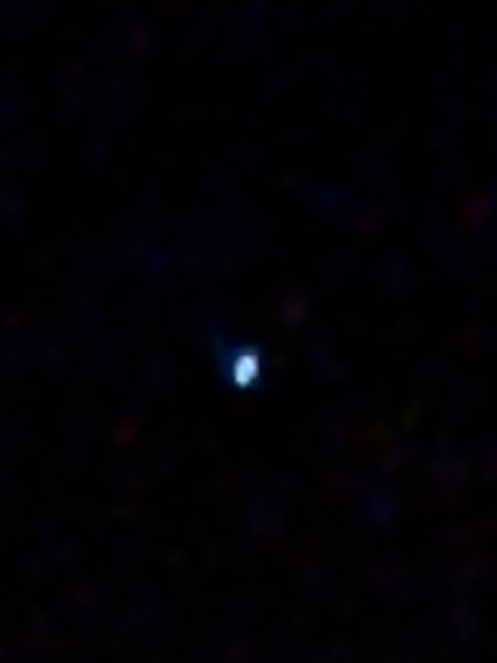 2 objecten in de lucht foto