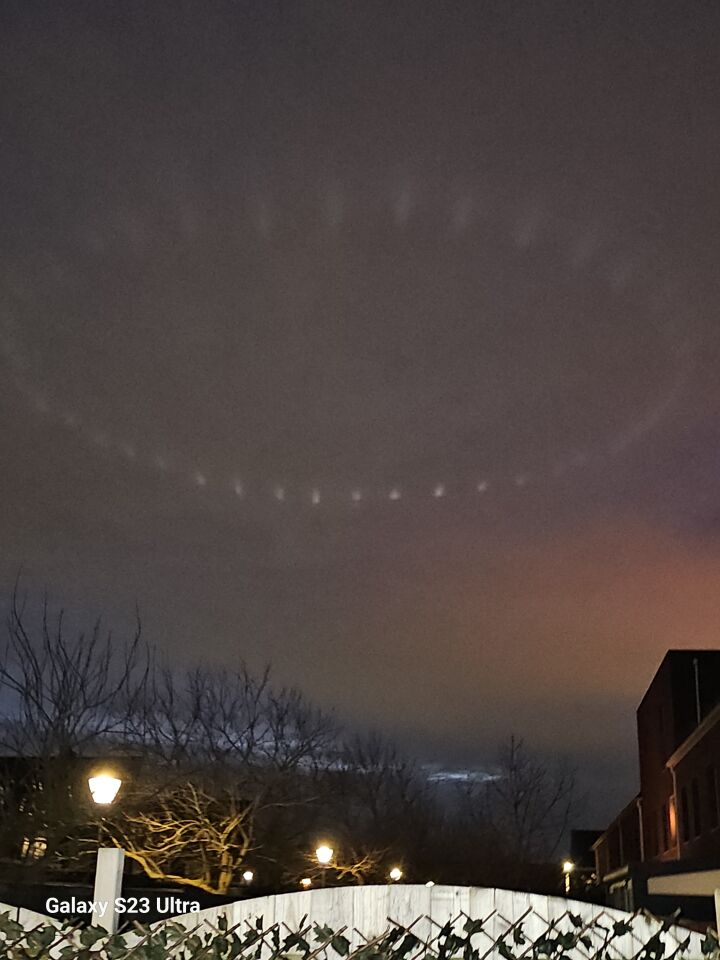 Gekke lichtjes in de lucht foto