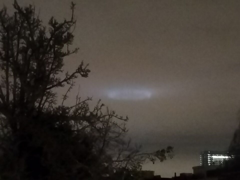 Cirkel met lichtbollen boven Oud Rijswijk foto