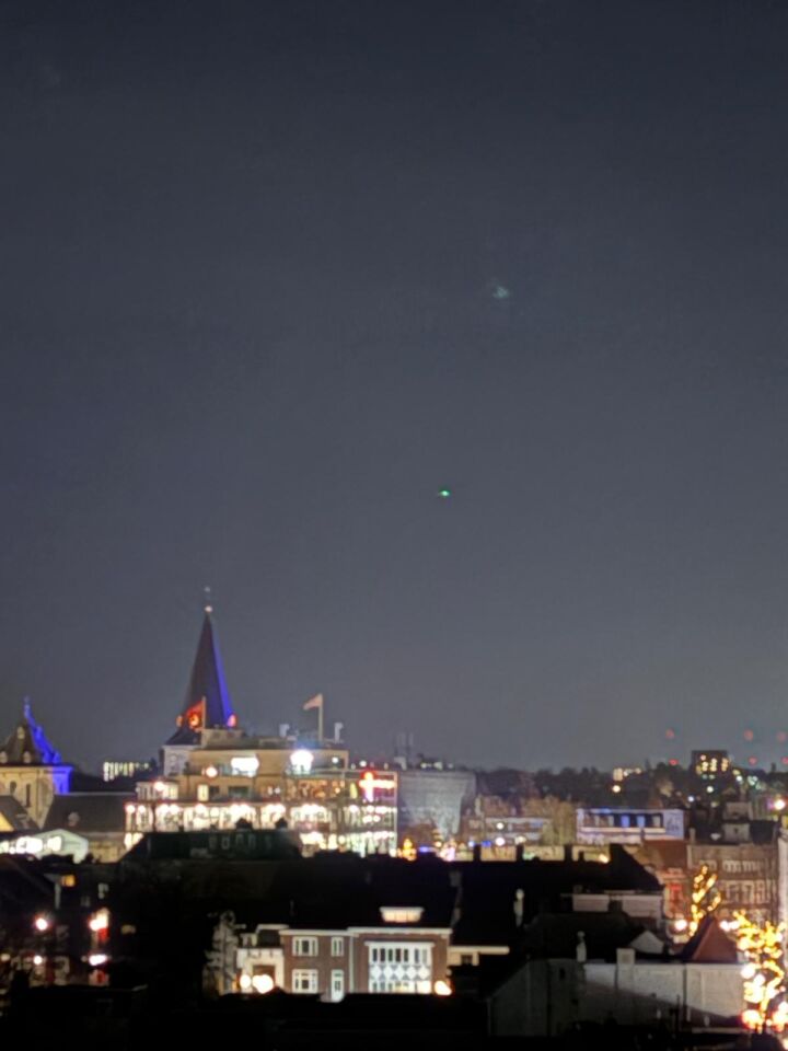 Groene bol met hoge snelheid foto