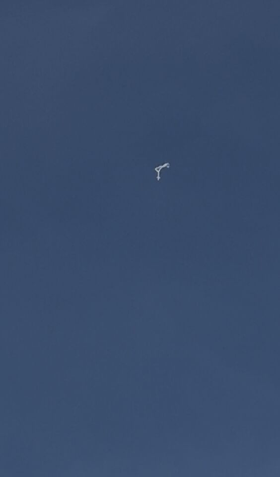 Een kwal achtige witte UFO/wezen? foto