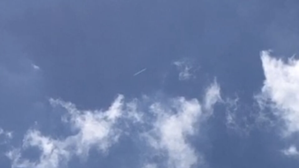 Cilinder vorm UFO foto