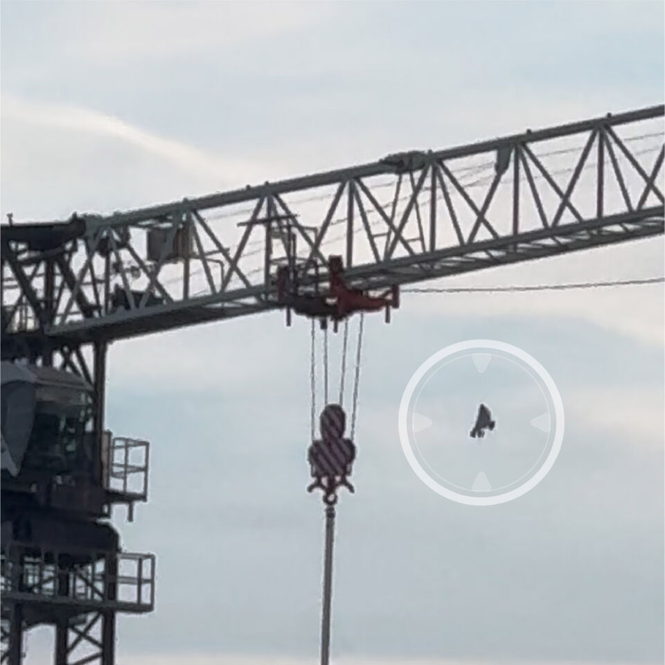 Onbekend object boven Veenendaal Gelderland foto