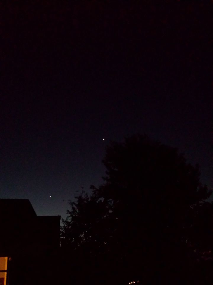 Helderlichte boven Strijen Dordrecht foto