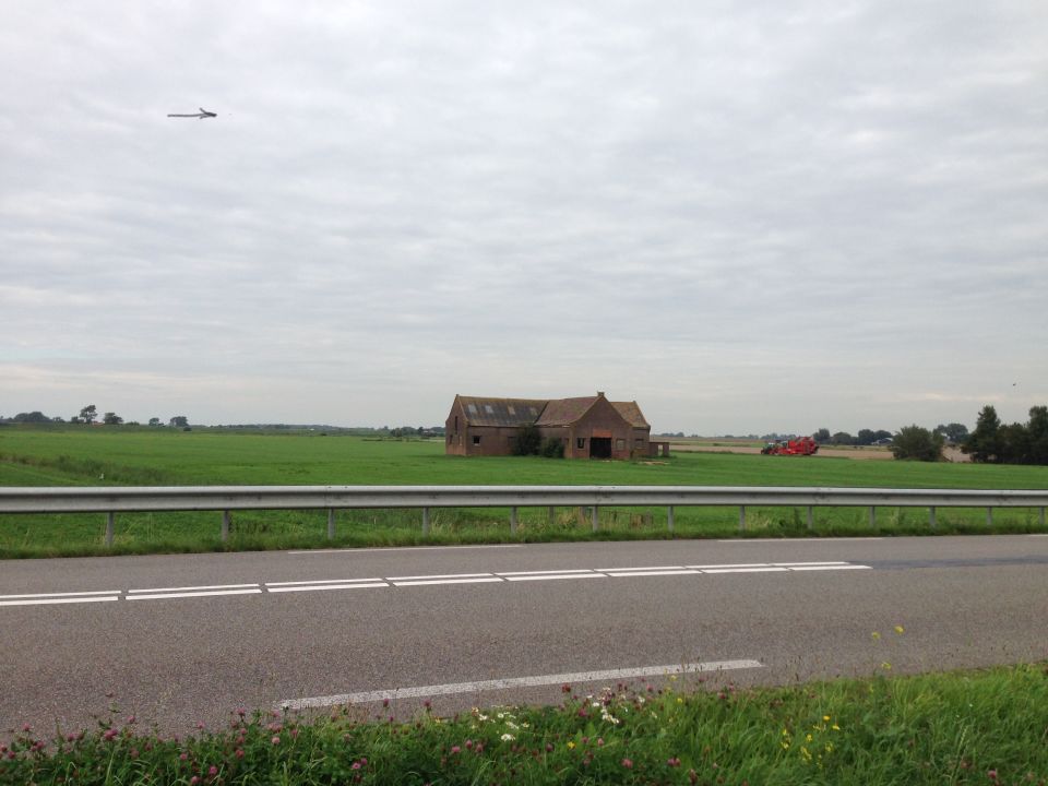 Ik zag opknoping een grijze bal op de foto die ik later gekeken heb. foto