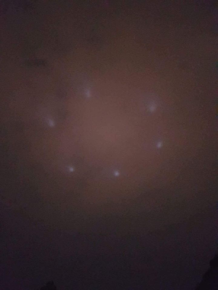 Kreeg deze fotos net binnen van mn broer. Kan iemand mij vertellen wat dit is? foto
