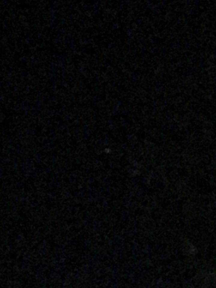 3 kleurig bewegend UFO foto