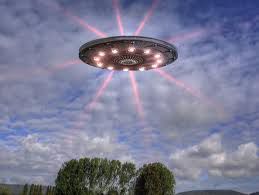 UFO boven roodeschool foto