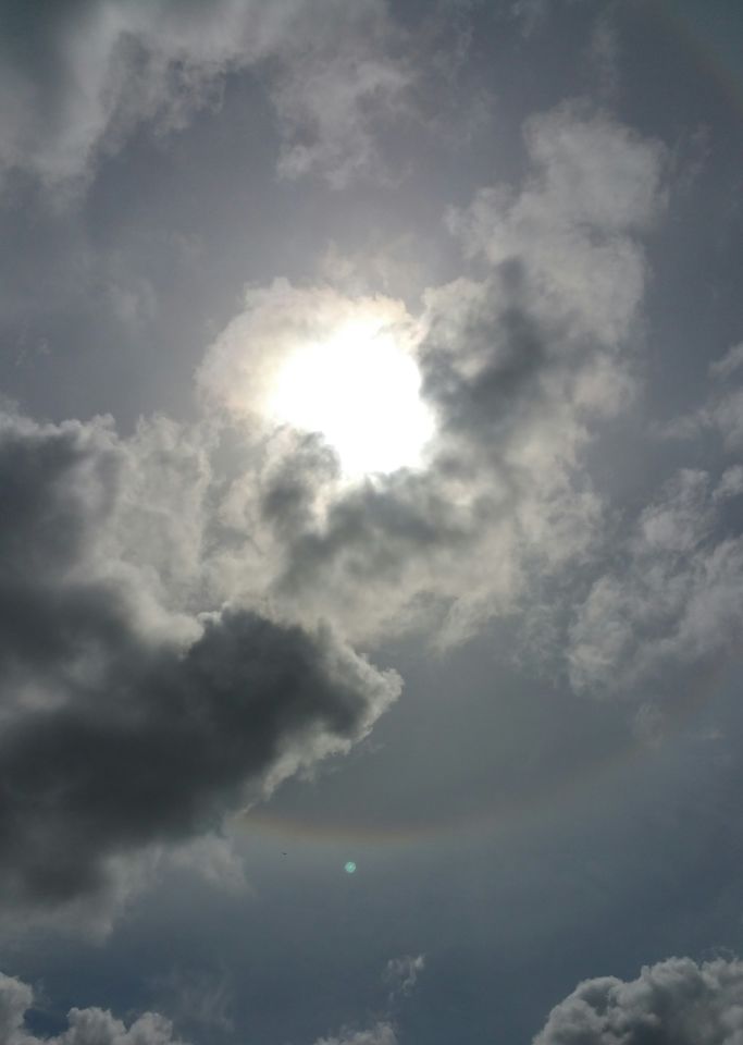 Noordwijk, ik fotografeerde de krans om de zon....... maar!!! foto