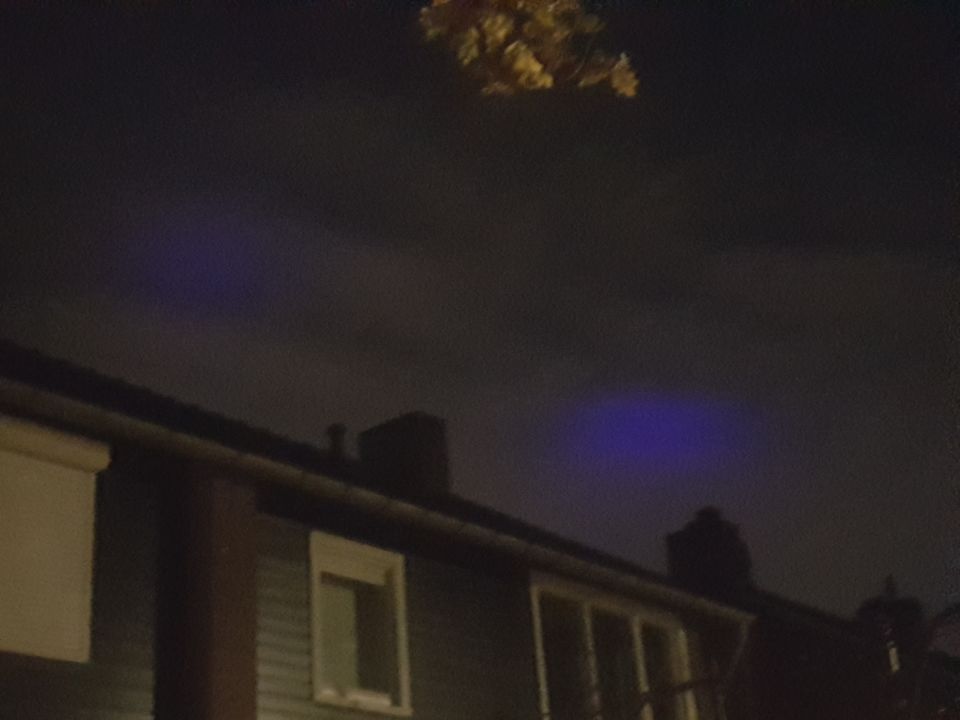 Het blauwe licht werd feller en weer minder foto