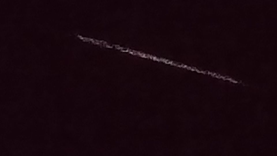 Lange trein van gele/witte lichten foto
