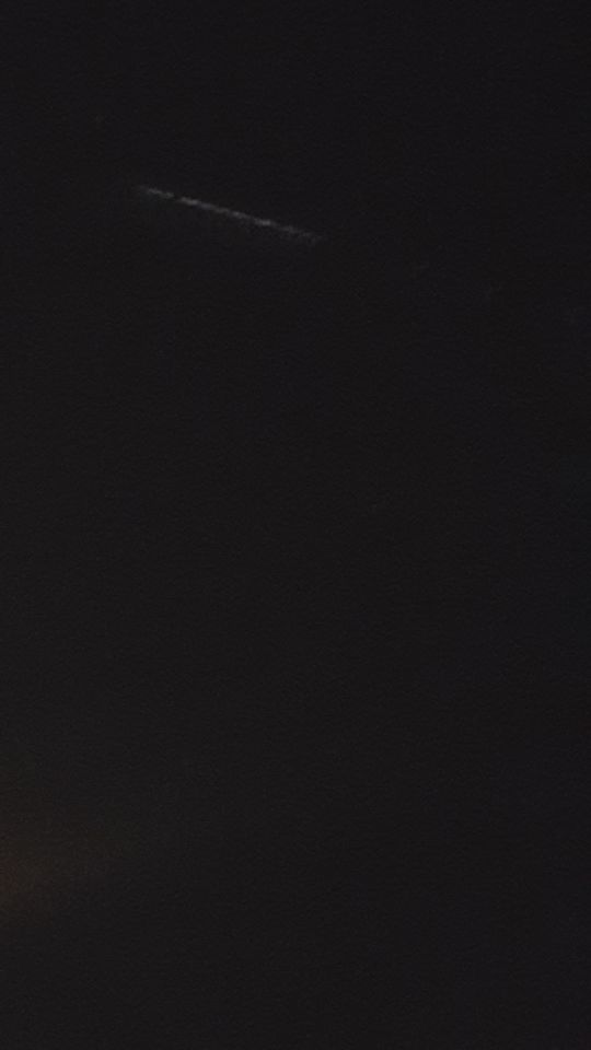 Lange rij van lichtpunten in rechte lijn foto