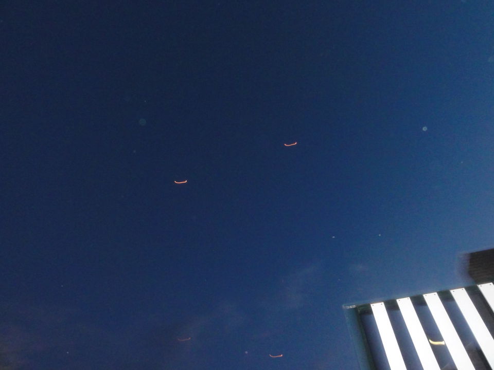 Tientallen snel bewegende lichtschijven foto